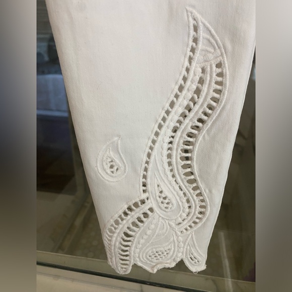 ELIE TAHARI🤍 - Picture 2 of 3